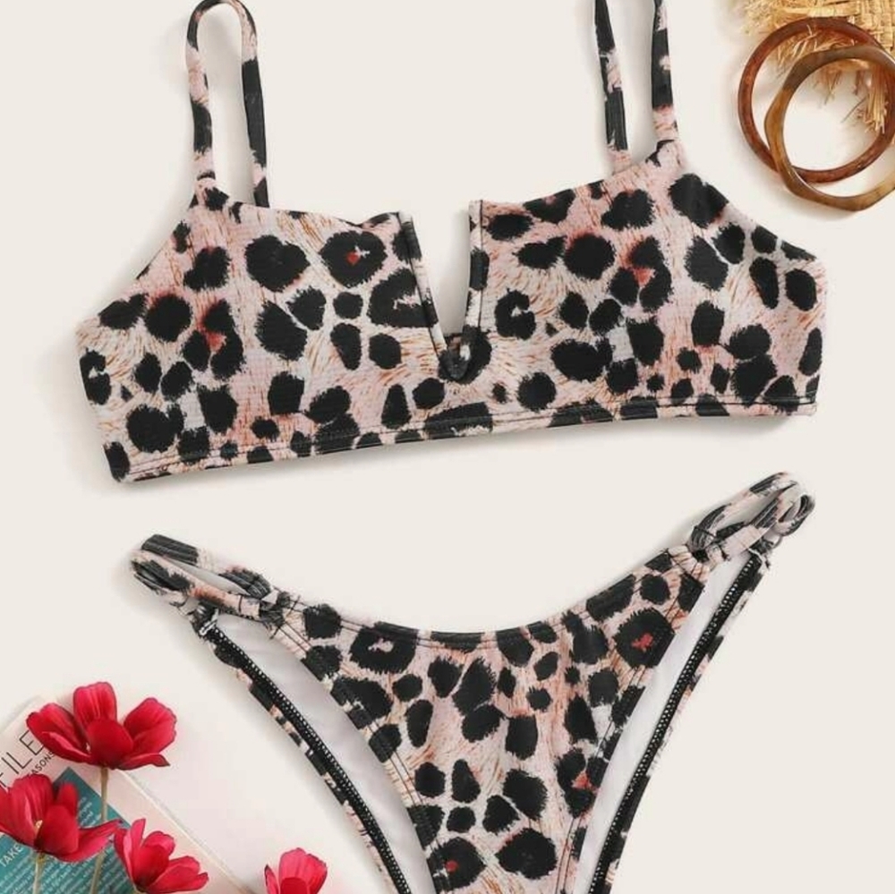 Leopard Bikini Set V-cut style Small